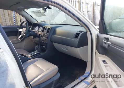 2006 Chrysler 300 from USA, damaged, VIN 2C3KA43R96H470429